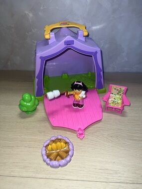 🌲 Fisher-Price Little People Play ‘n Go Campsite